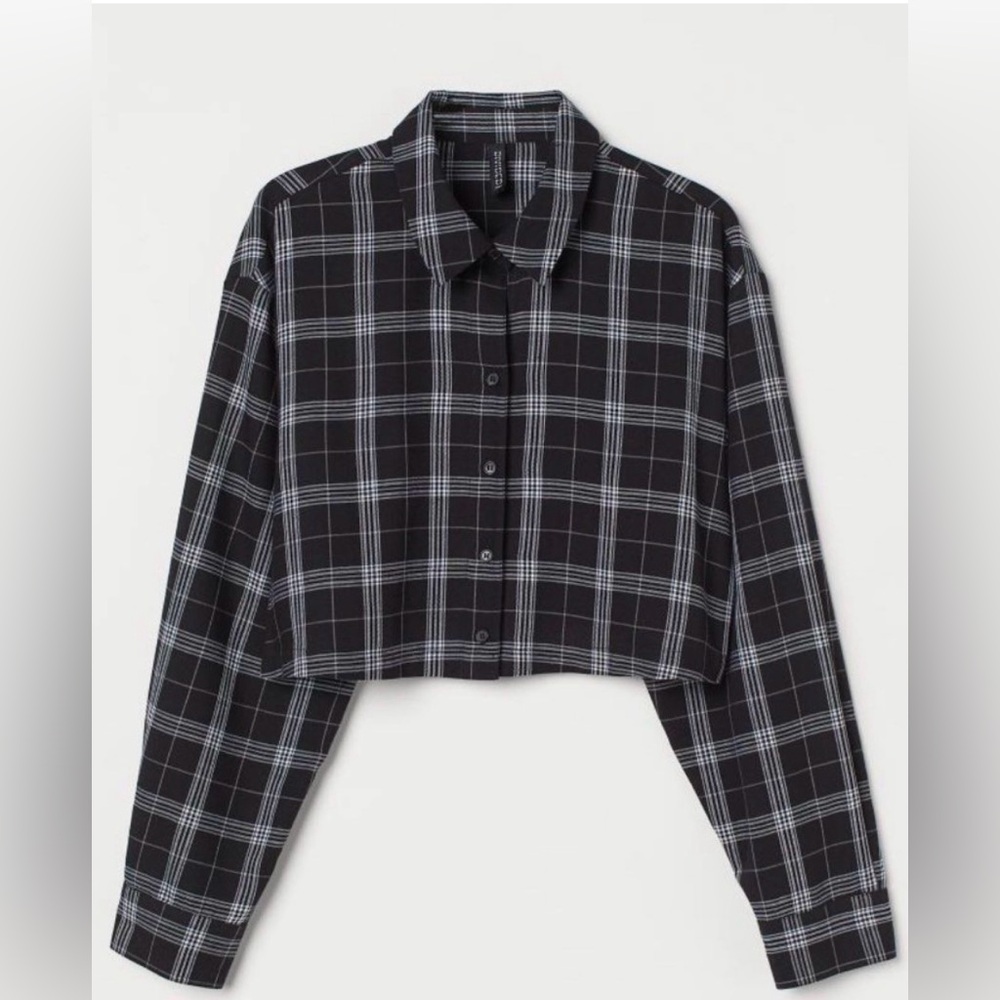 H&M DIVIDED 100% COTTON BLACK AND WHITE PLAID CROP TOP 20” PTP